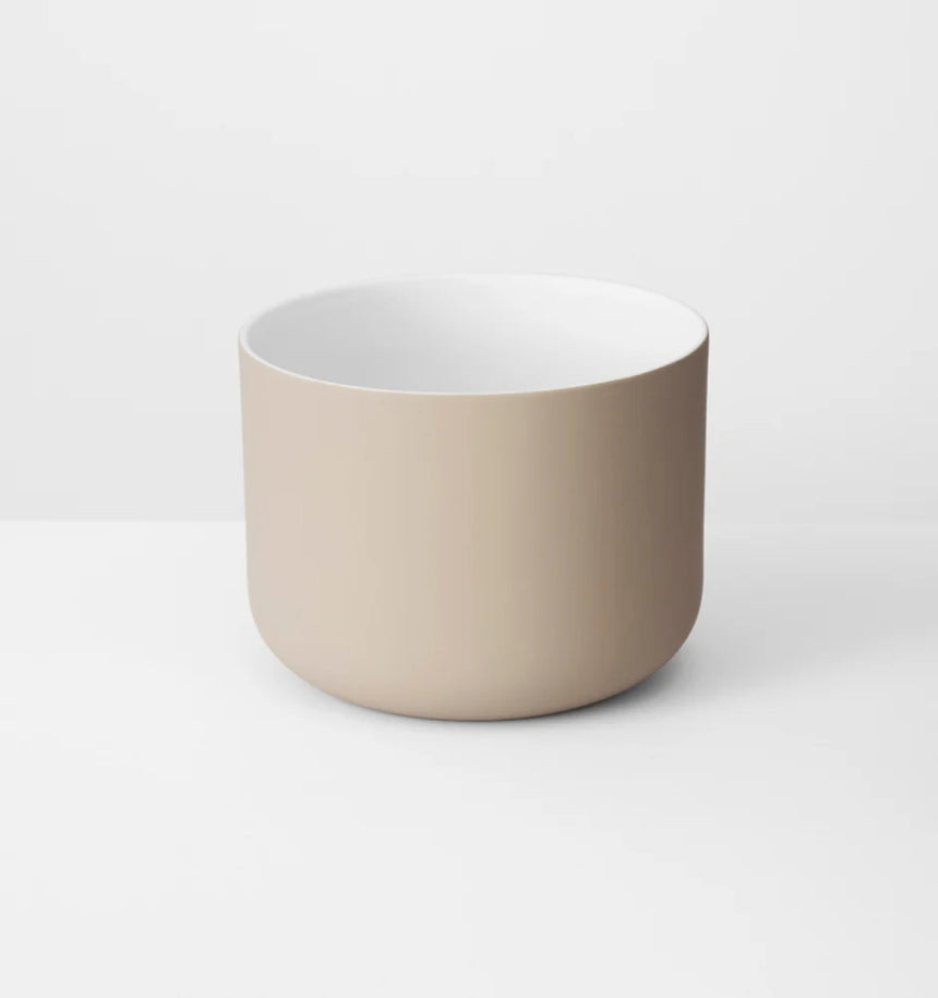Middle of Nowhere | Minna Planter Sand Small