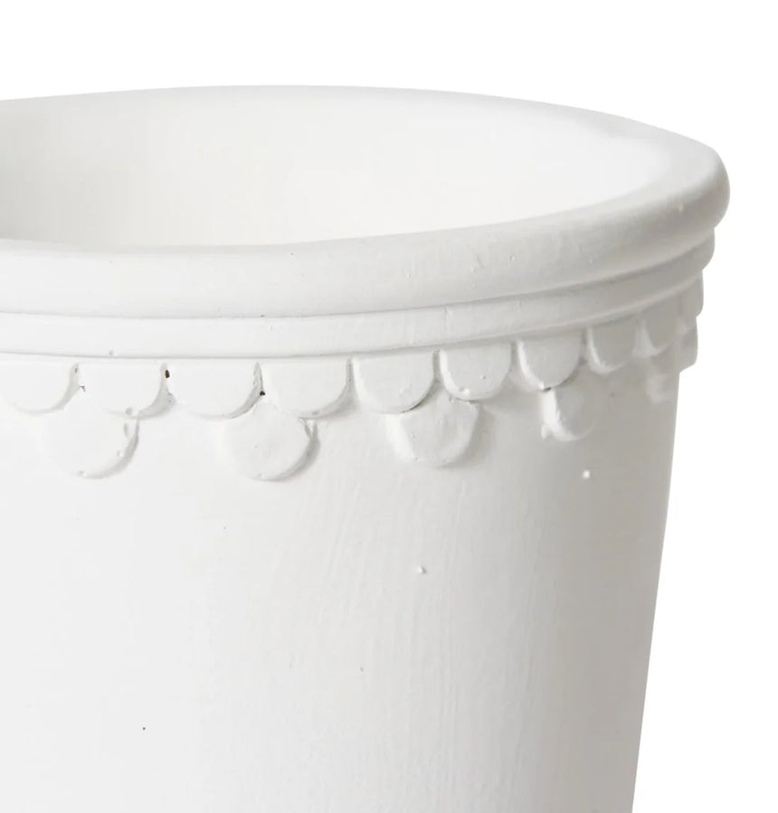 Elme Living | Sophia Pot with saucer - White
