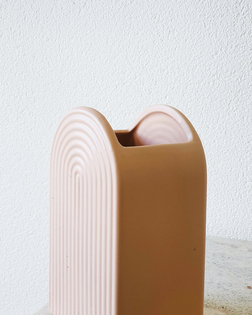 Gatsby Planter Medium Peach