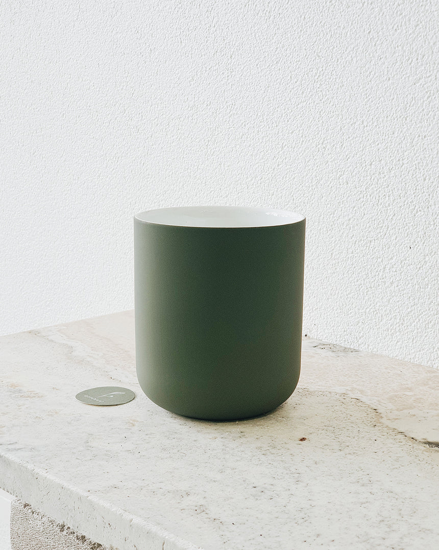 Middle of Nowhere | Minna Planter Olive Large