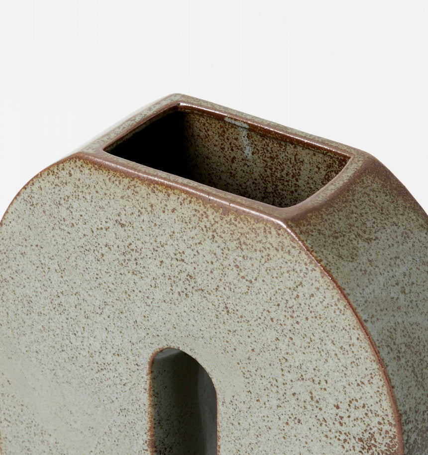 Middle of Nowhere || Kurve Vase Tide Small