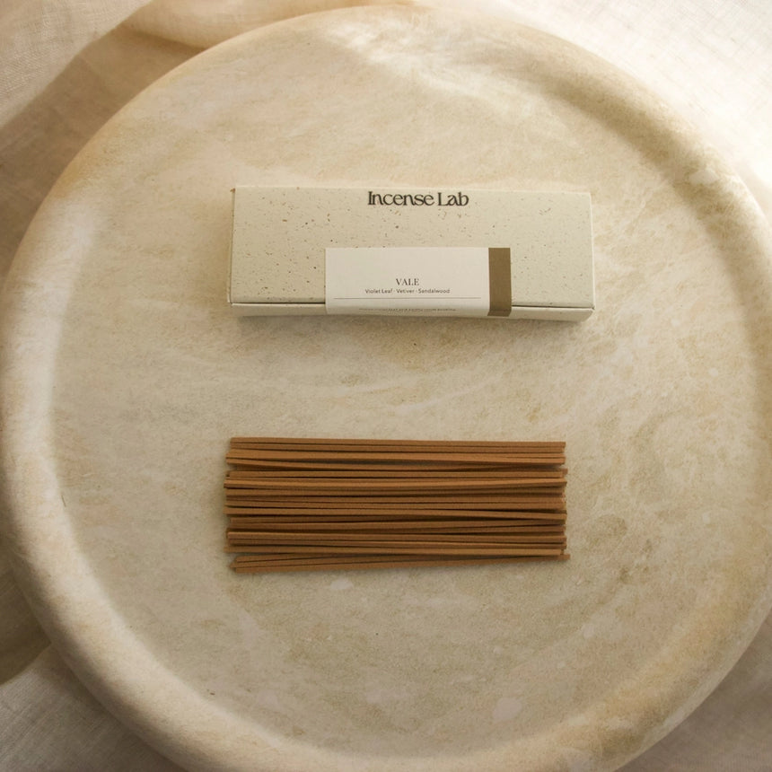 Incense Lab || Vale Violet Leaf, Vetiver & Sandalwood Incense Sticks