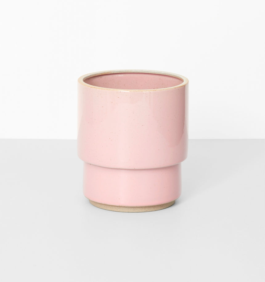 Middle of Nowhere | Angus Planter Pink Medium