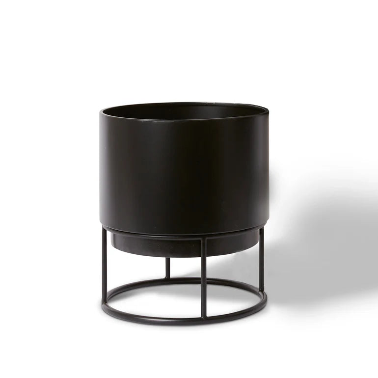 Elme Living | Gunner Planter with Stand Black