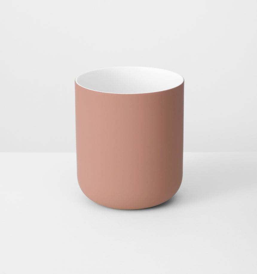 Middle of Nowhere | Minna Planter Rust Medium