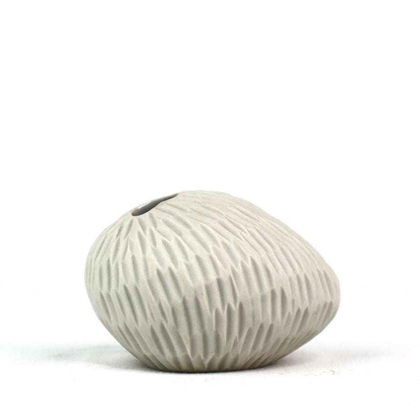 Roshi Collection| Pebble Chalk Ripples Vase