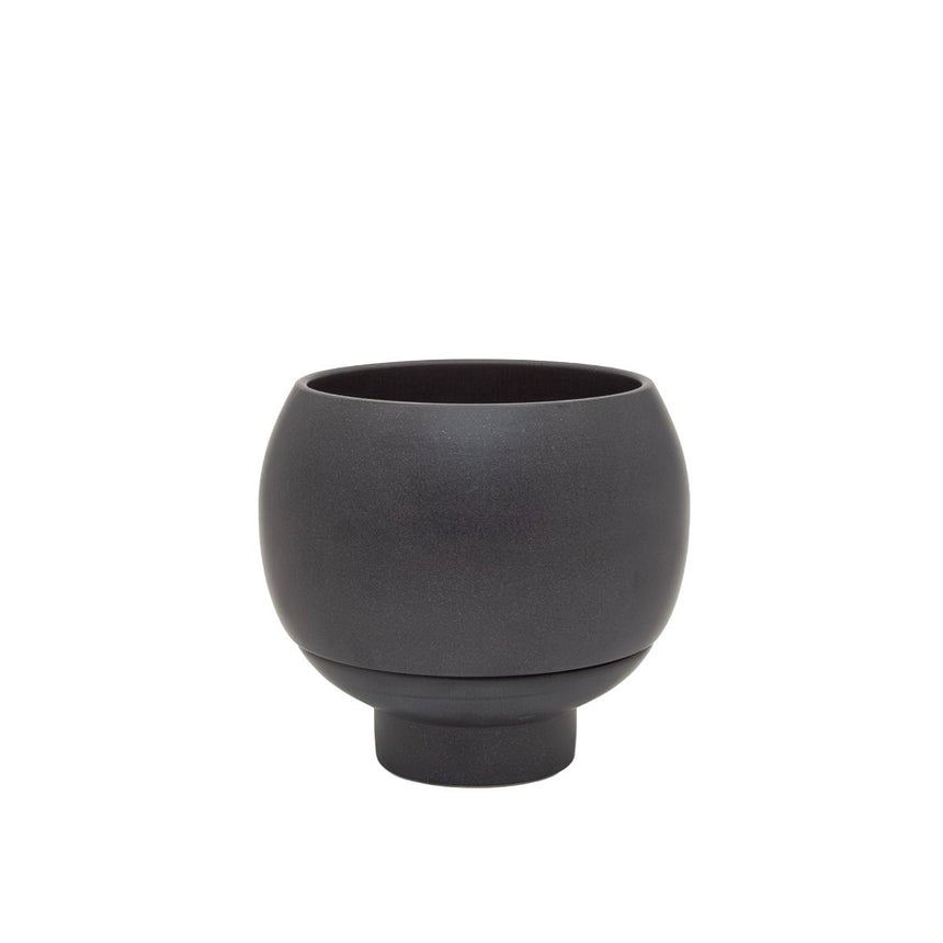 Otis Self Watering Planter Midnight Medium
