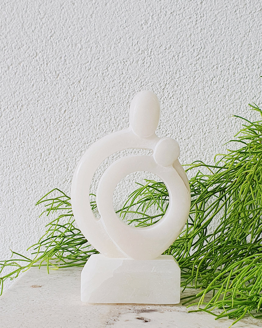 Bloomingville | Alabaster Embrace Sculpture
