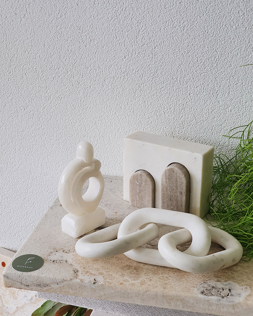 Bloomingville | Alabaster Embrace Sculpture