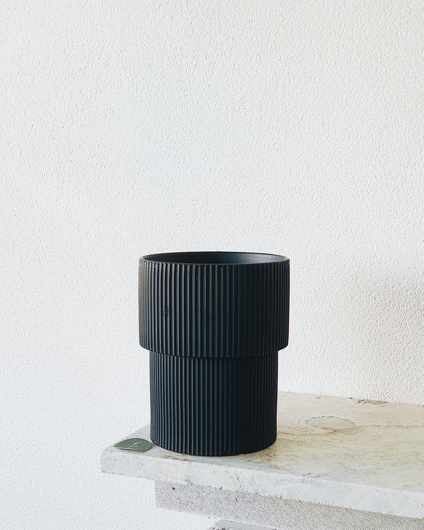 Offshoot | Isadore Planter Black Tall